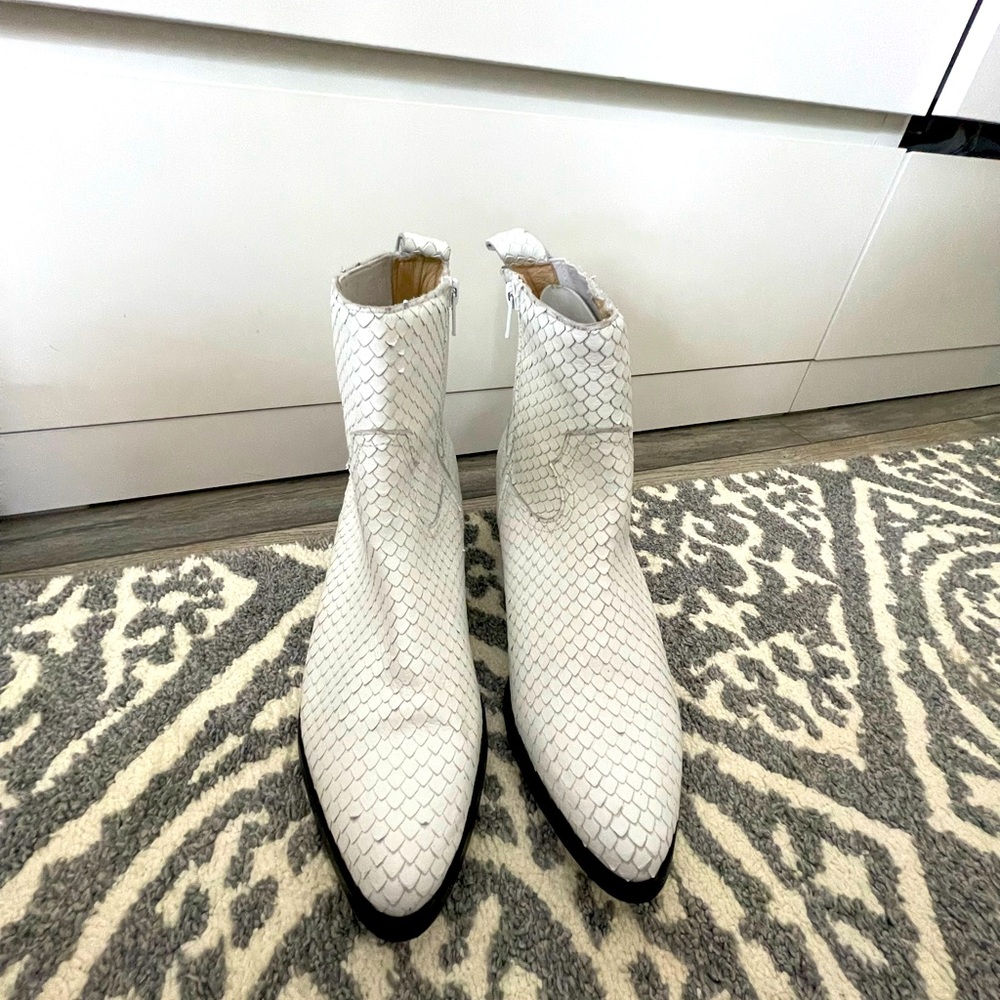 Steve Madden white snake skin booties